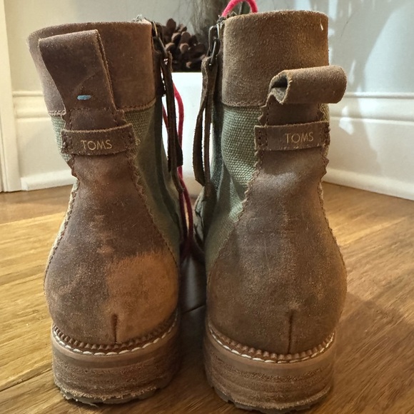 Tom’s Rustic Boot - Picture 5 of 7